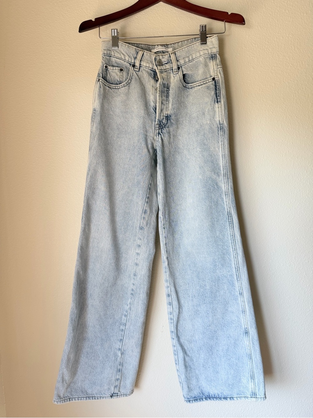PacSun Light Wash Wide-Leg Baggy Jeans, size 24